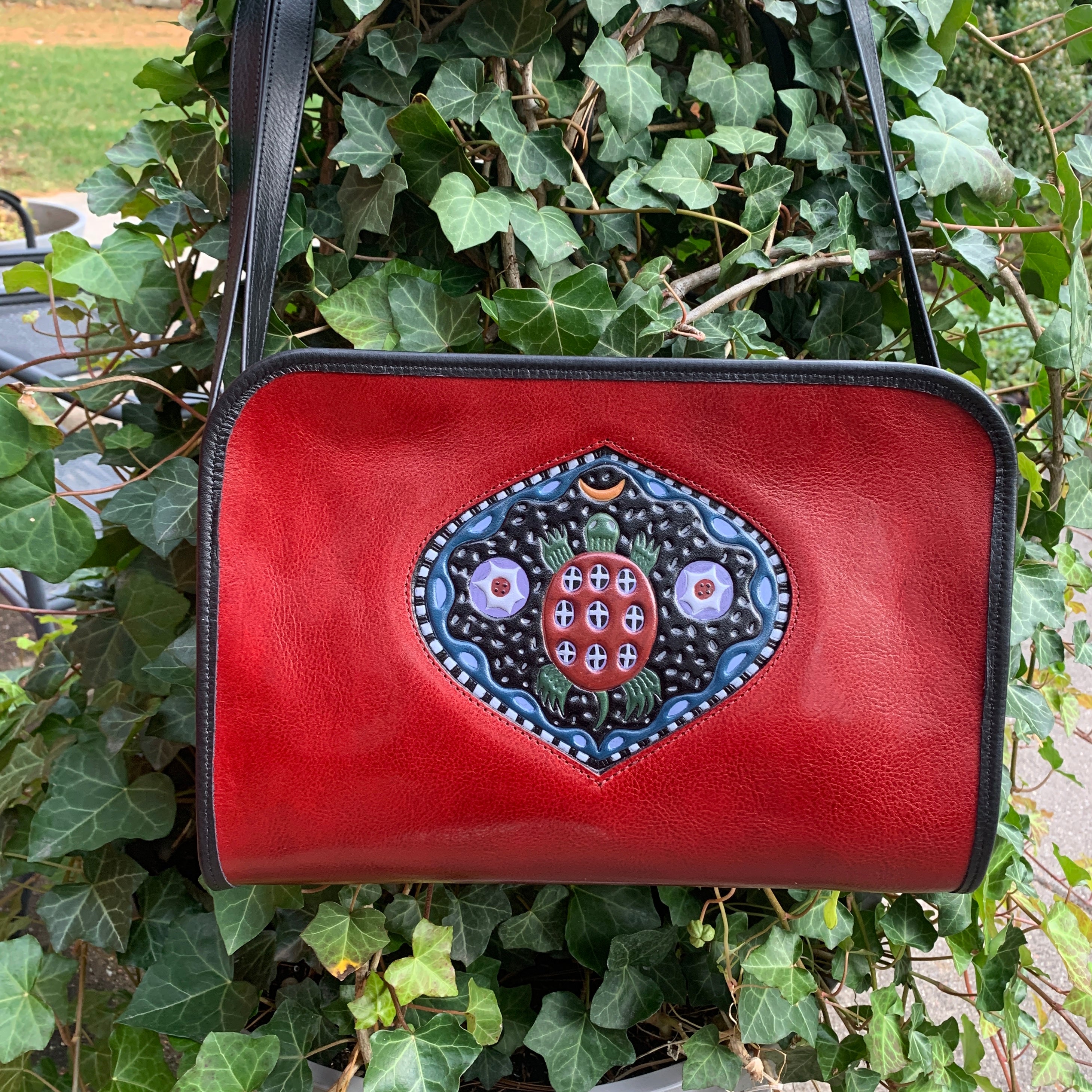 Art Deco Leather Handbag mini Purse 1930s with Bakelite clasp - Ruby Lane